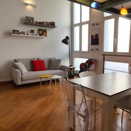 Casa Lungo Po Turin